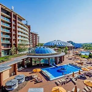4* Complex Aquaworld